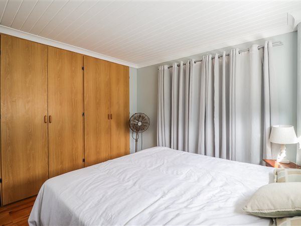 4 Bedroom Property for Sale in Stilbaai Wes Western Cape